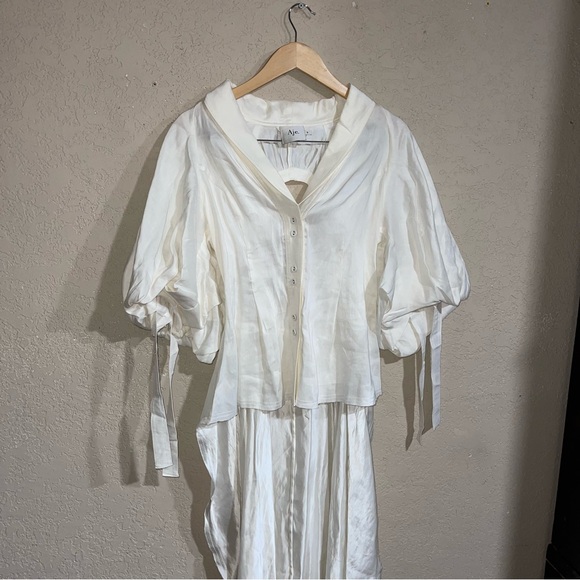 Aje | Silk Linen Puff Sleeve Train Backside Top In Cream Size: US 4 - Picture 5 of 11